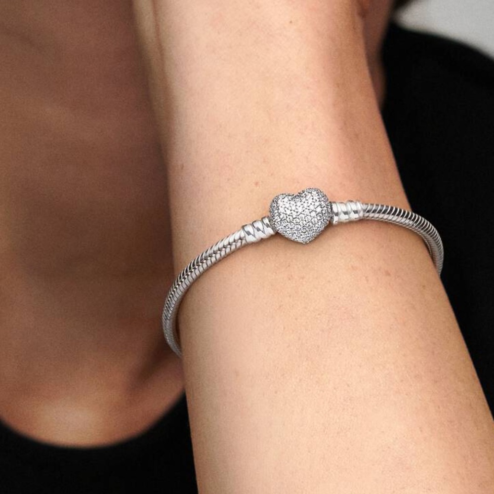 Pandora Moments Sparkling Heart Bracelet